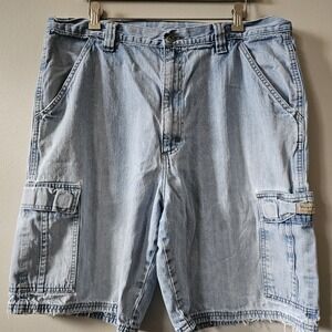 Vintage Wrangler Cargo Denim Shorts Men's‎ Size 36 Stonewash Blue Y2K Dad Jeans